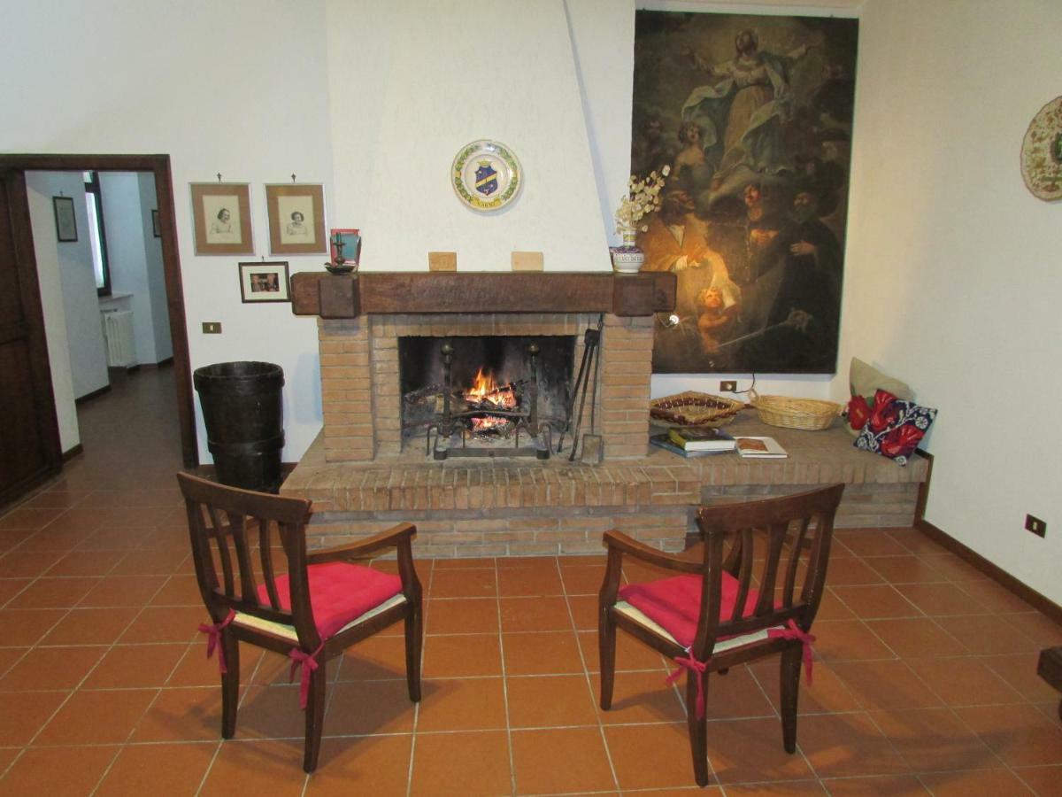 Agriturismo Dea Valfabbrica Exterior photo